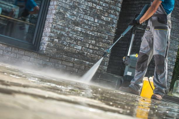Best Sign and Awning Cleaning  in Horicon, WI
